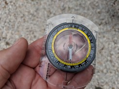 Maker:0x4c,Date:2017-9-27,Ver:4,Lens:Kan03,Act:Lar01,E-Y