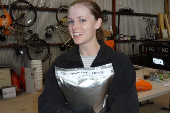 woman_w_mylar_food_bag